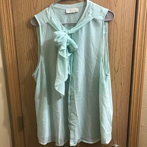 Bow tie sleeveless blouse